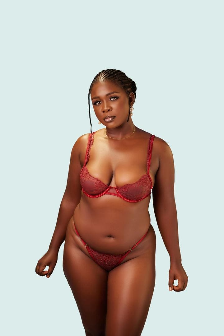 whatsapp-image-2025-11-08-at-15-00-24-2